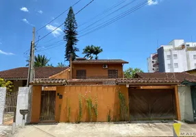 Foto 1 de Casa com 2 Quartos à venda, 237m² em Itaguá, Ubatuba