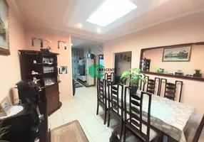 Foto 1 de Casa com 3 Quartos para venda ou aluguel, 252m² em Vila Gilda, Santo André