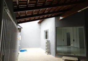 Foto 1 de Casa com 3 Quartos à venda, 110m² em Santa Luzia, Uberlândia