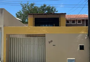 Foto 1 de Casa com 4 Quartos à venda, 270m² em Engenheiro Luciano Cavalcante, Fortaleza
