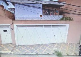 Foto 1 de Sobrado com 3 Quartos à venda, 180m² em Vila Yolanda, Osasco