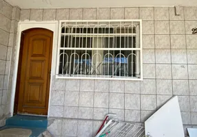 Foto 1 de Casa com 1 Quarto para alugar, 100m² em Vila Romero, São Paulo