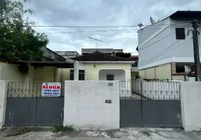 Foto 1 de Casa com 2 Quartos para alugar, 60m² em Jardim Sulacap, Rio de Janeiro