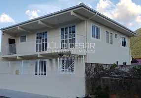 Foto 1 de Casa com 4 Quartos à venda, 321m² em Praia de Fora, Palhoça