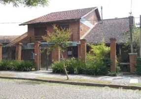 Foto 1 de Casa com 4 Quartos à venda, 404m² em Vila Assunção, Porto Alegre