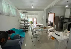 Foto 1 de Sobrado com 3 Quartos à venda, 195m² em Centro, Balneário Camboriú