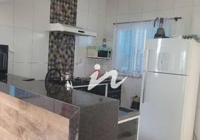 Foto 1 de Casa com 3 Quartos à venda, 177m² em Jardim Europa, Uberlândia