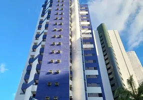 Foto 1 de Apartamento com 2 Quartos à venda, 71m² em Boa Viagem, Recife