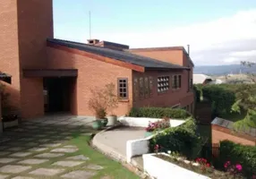 Foto 1 de Casa com 5 Quartos à venda, 531m² em Recanto Araucária, Campos do Jordão