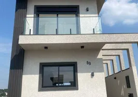 Foto 1 de Casa de Condomínio com 3 Quartos à venda, 145m² em Jardim Semiramis, Cotia