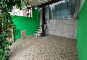 Foto 1 de Sobrado com 3 Quartos à venda, 235m² em Vila Alzira, Santo André