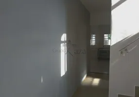 Foto 1 de Sobrado com 2 Quartos para alugar, 150m² em Vila Aprazivel, Jacareí