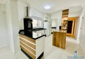 Foto 1 de Apartamento com 3 Quartos para alugar, 96m² em Centro, Balneário Camboriú