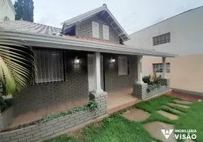 Foto 1 de Casa com 3 Quartos para alugar, 130m² em Centro, Uberaba