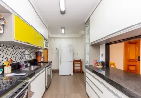 Foto 1 de Apartamento com 3 Quartos à venda, 96m² em Vila Pereira Barreto, São Paulo