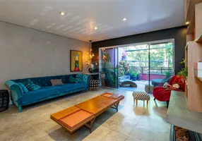 Foto 1 de Sobrado com 3 Quartos à venda, 336m² em Vila Madalena, São Paulo
