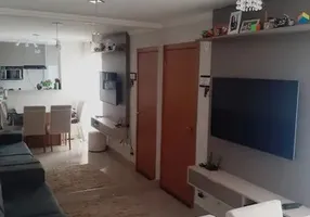 Foto 1 de Apartamento com 2 Quartos à venda, 50m² em Jardim Caiapia, Cotia