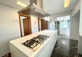 Foto 1 de Apartamento com 4 Quartos à venda, 330m² em Setor Oeste, Goiânia