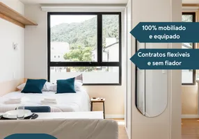 Foto 1 de Apartamento com 1 Quarto para alugar, 23m² em Cachoeira do Bom Jesus, Florianópolis