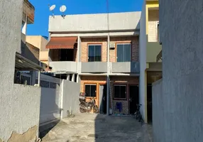 Foto 1 de Casa com 2 Quartos à venda, 77m² em Cerâmica, Nova Iguaçu