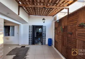 Foto 1 de Casa de Condomínio com 3 Quartos à venda, 88m² em Xaxim, Curitiba