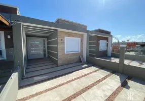 Foto 1 de Casa com 2 Quartos à venda, 69m² em Zona Nova, Tramandaí