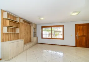 Foto 1 de Casa com 3 Quartos à venda, 191m² em Guarujá, Porto Alegre