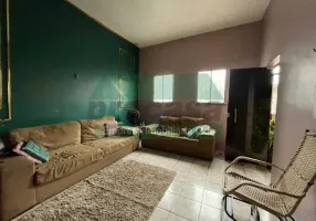 Foto 1 de Casa com 2 Quartos para venda ou aluguel, 182m² em Petrópolis, Manaus