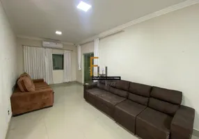 Foto 1 de Casa com 3 Quartos à venda, 240m² em Loteamento Alphaville Residencial , Goiânia