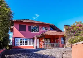 Foto 1 de Casa de Condomínio com 3 Quartos à venda, 420m² em Sao Sebastiao, Petrópolis