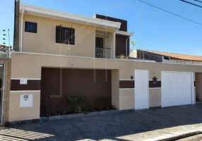 Foto 1 de Sobrado com 4 Quartos para venda ou aluguel, 324m² em Parque Via Norte, Campinas