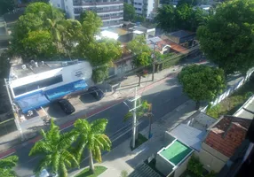 Foto 1 de Apartamento com 2 Quartos para alugar, 57m² em Graças, Recife