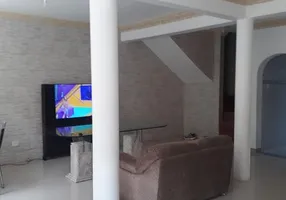 Foto 1 de Sobrado com 3 Quartos à venda, 250m² em Vila Artem, Carapicuíba