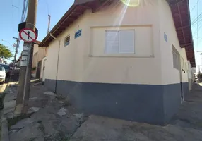 Foto 1 de Casa com 2 Quartos para alugar, 55m² em Paulicéia, Piracicaba