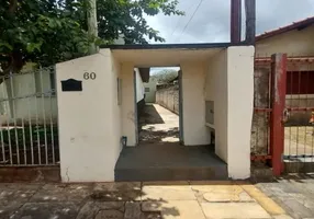 Foto 1 de Casa com 2 Quartos para alugar, 55m² em Cidade Jardim, São Carlos