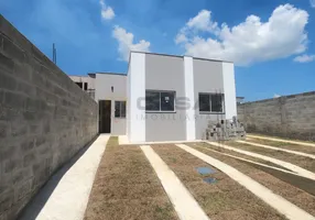 Foto 1 de Casa com 2 Quartos à venda, 65m² em Planalto Serrano Bloco B, Serra