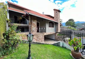 Foto 1 de Casa com 3 Quartos à venda, 300m² em Tijuca, Teresópolis
