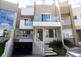 Casa com 3 Quartos à venda, 312m² em Bacacheri, Curitiba - imagem 1 Foto 1 de Casa com 3 Quartos à venda, 312m² em Bacacheri, Curitiba