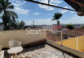 Foto 1 de Casa com 3 Quartos à venda, 263m² em Vila Paraíso, Mogi Guaçu