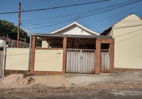 Foto 1 de Casa com 2 Quartos à venda, 60m² em Jardim Santa Rosa, Araraquara