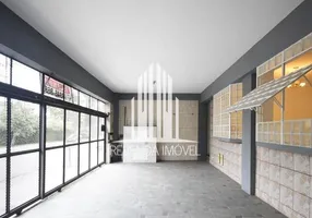 Foto 1 de Casa com 4 Quartos à venda, 280m² em Super Quadra, São Paulo