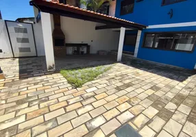 Foto 1 de Casa com 4 Quartos para alugar, 160m² em Praia do Pecado, Macaé