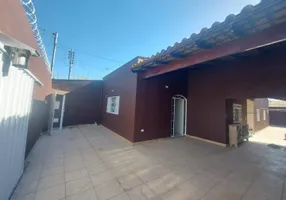 Foto 1 de Casa com 3 Quartos à venda, 140m² em Brasil, Uberlândia