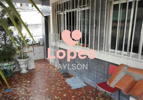 Foto 1 de Casa com 2 Quartos à venda, 106m² em Madureira, Rio de Janeiro