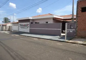 Foto 1 de Casa com 3 Quartos à venda, 120m² em Jardim Hikare, São Carlos