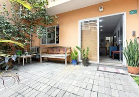 Foto 1 de Casa com 2 Quartos à venda, 170m² em Vila Beatriz, São Paulo