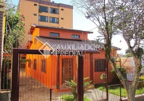 Foto 1 de Casa com 3 Quartos à venda, 170m² em Vila Ipiranga, Porto Alegre