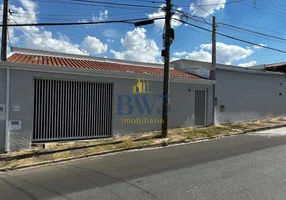 Foto 1 de Casa com 3 Quartos à venda, 197m² em Jardim Leonor, Campinas
