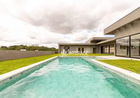 Foto 1 de Casa de Condomínio com 3 Quartos à venda, 384m² em Santa Felicidade, Curitiba