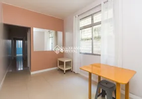 Foto 1 de Apartamento com 1 Quarto à venda, 38m² em Floresta, Porto Alegre